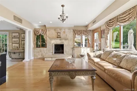 33 Greenbriar Drive Chappaqua NY 10514