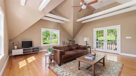 33 Greenbriar Drive Chappaqua NY 10514