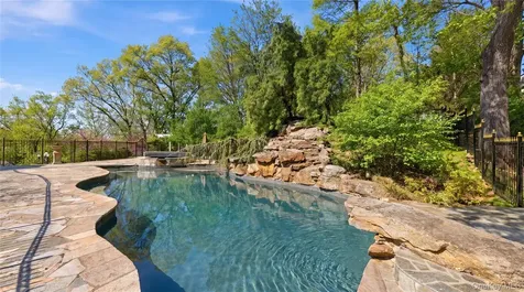 33 Greenbriar Drive Chappaqua NY 10514