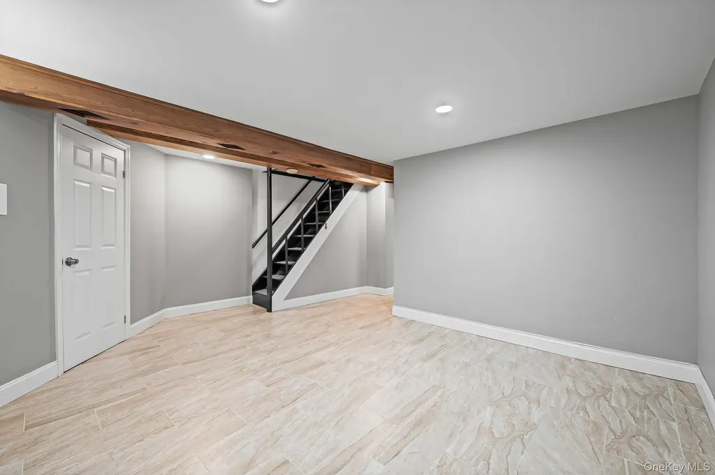 148-07 61st Road Flushing NY 11367