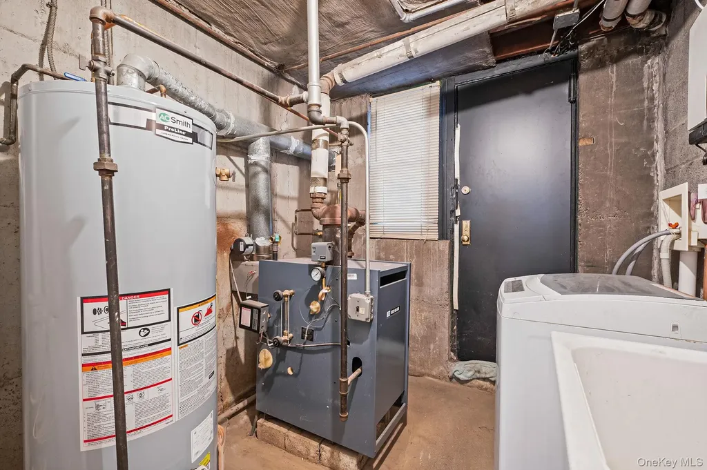 148-07 61st Road Flushing NY 11367