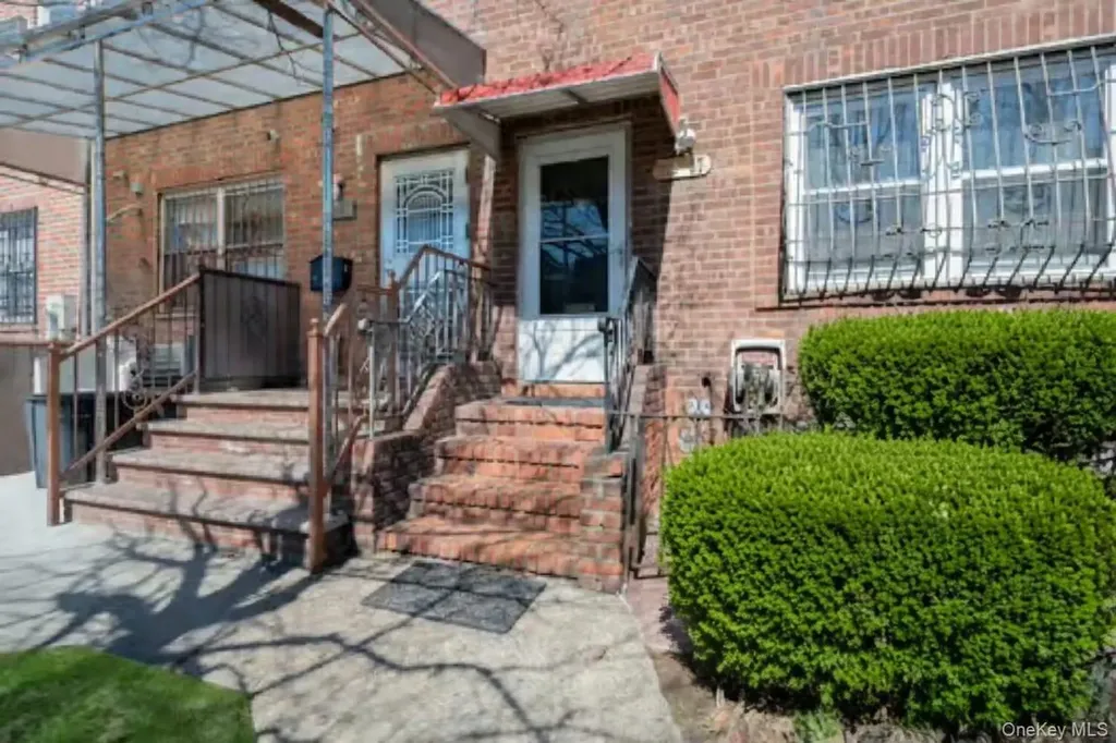 148-07 61st Road Flushing NY 11367