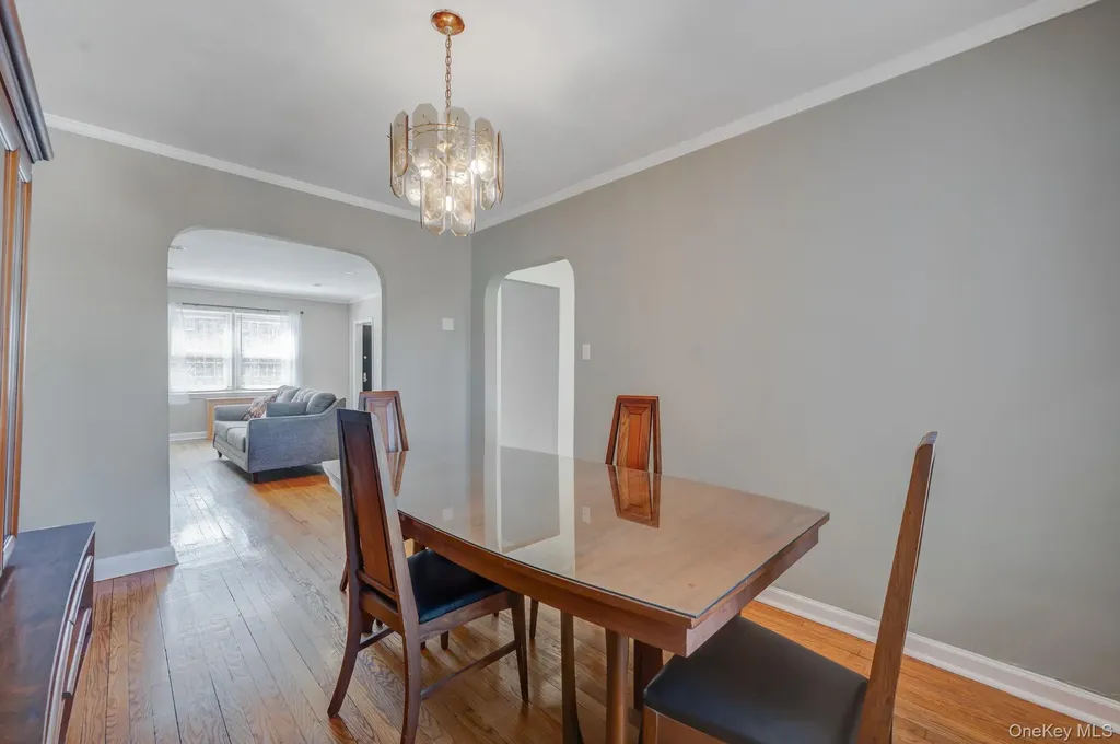 148-07 61st Road Flushing NY 11367