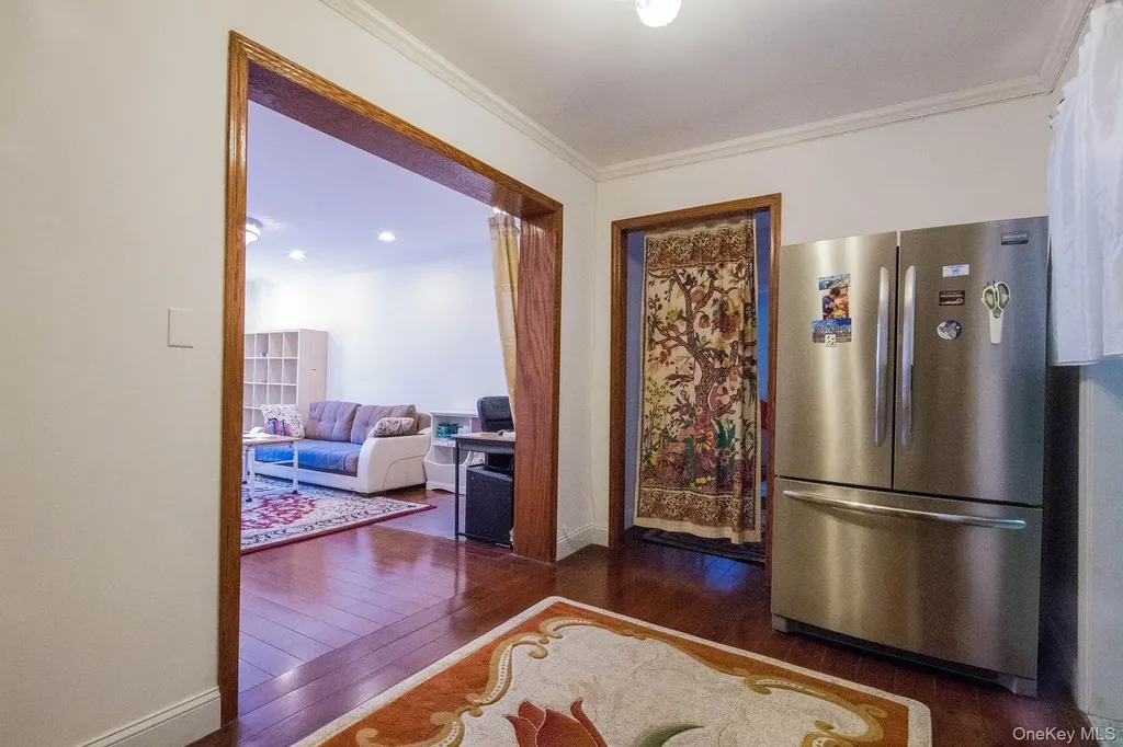 9945 67th Road Forest Hills NY 11375
