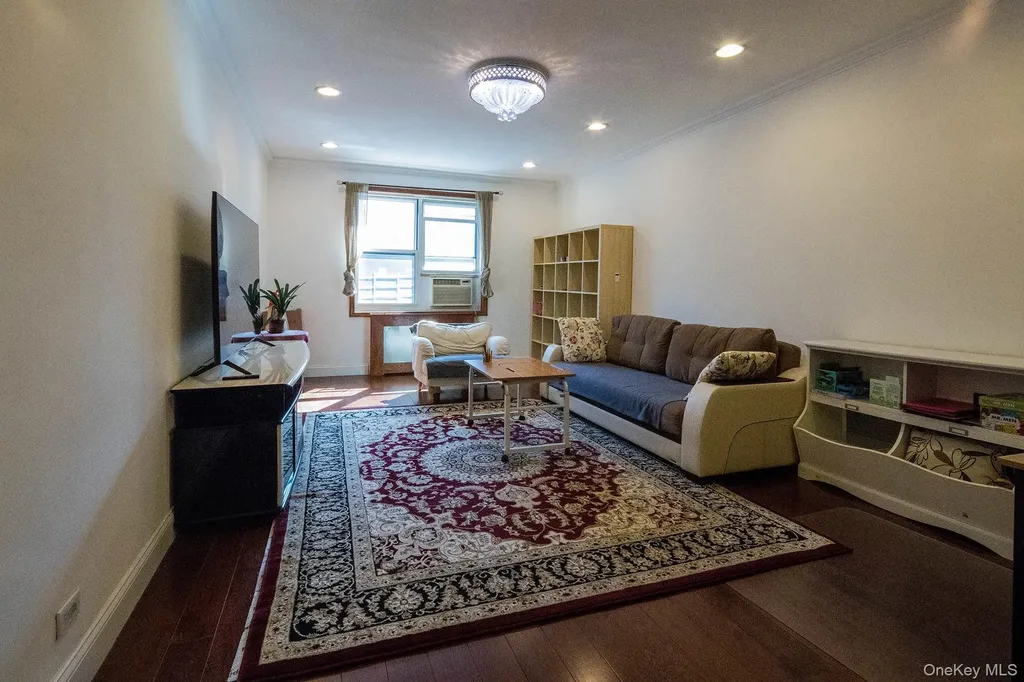 9945 67th Road Forest Hills NY 11375