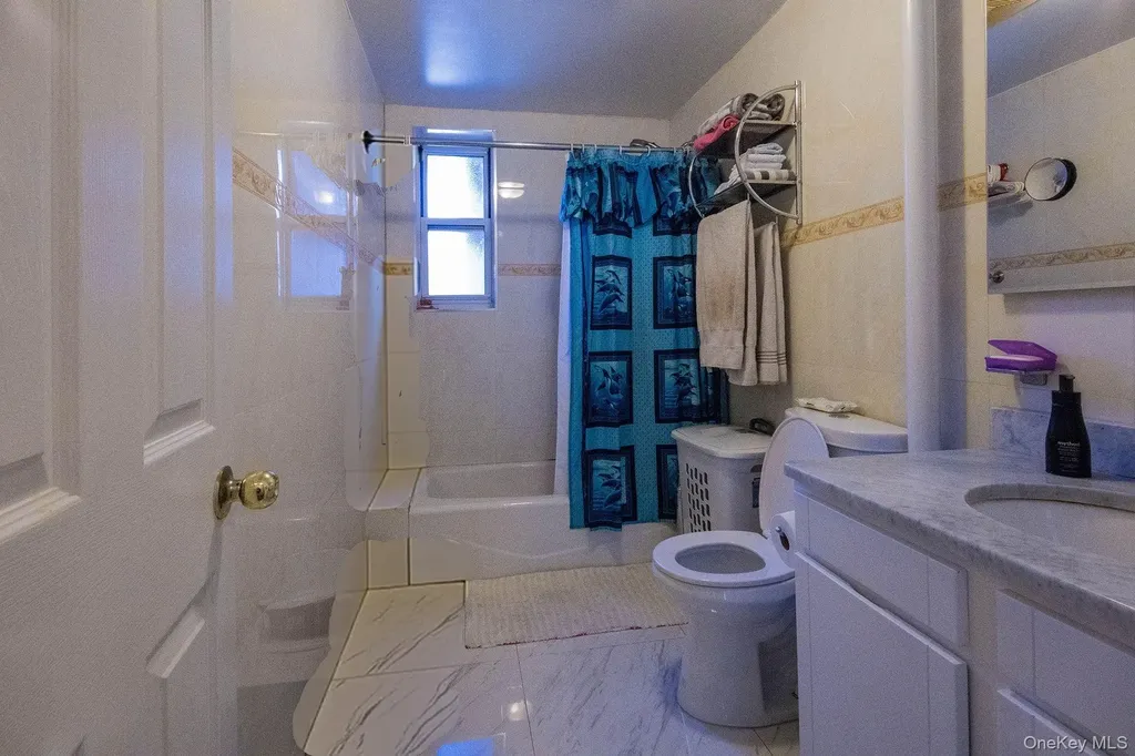 9945 67th Road Forest Hills NY 11375