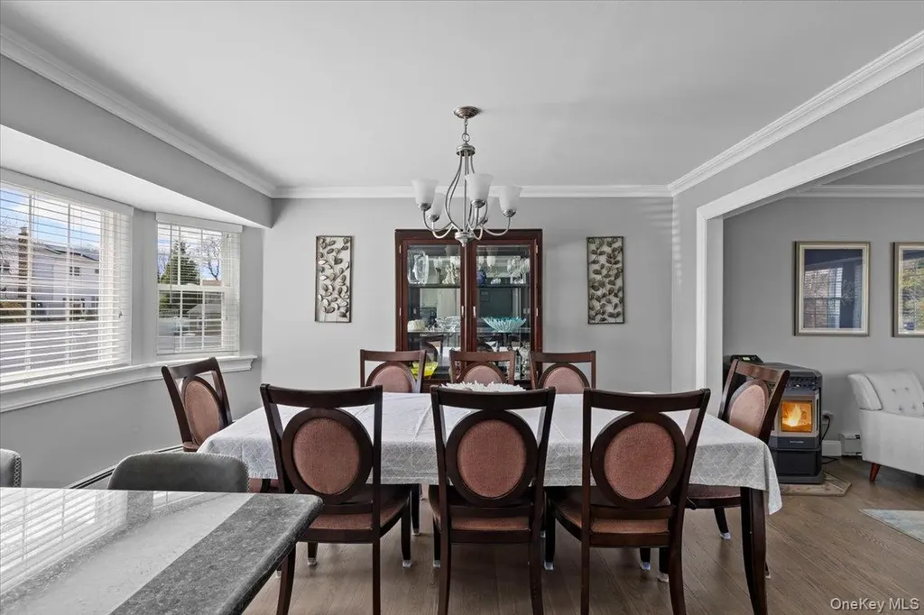 16 Loughlin Drive Shirley NY 11967