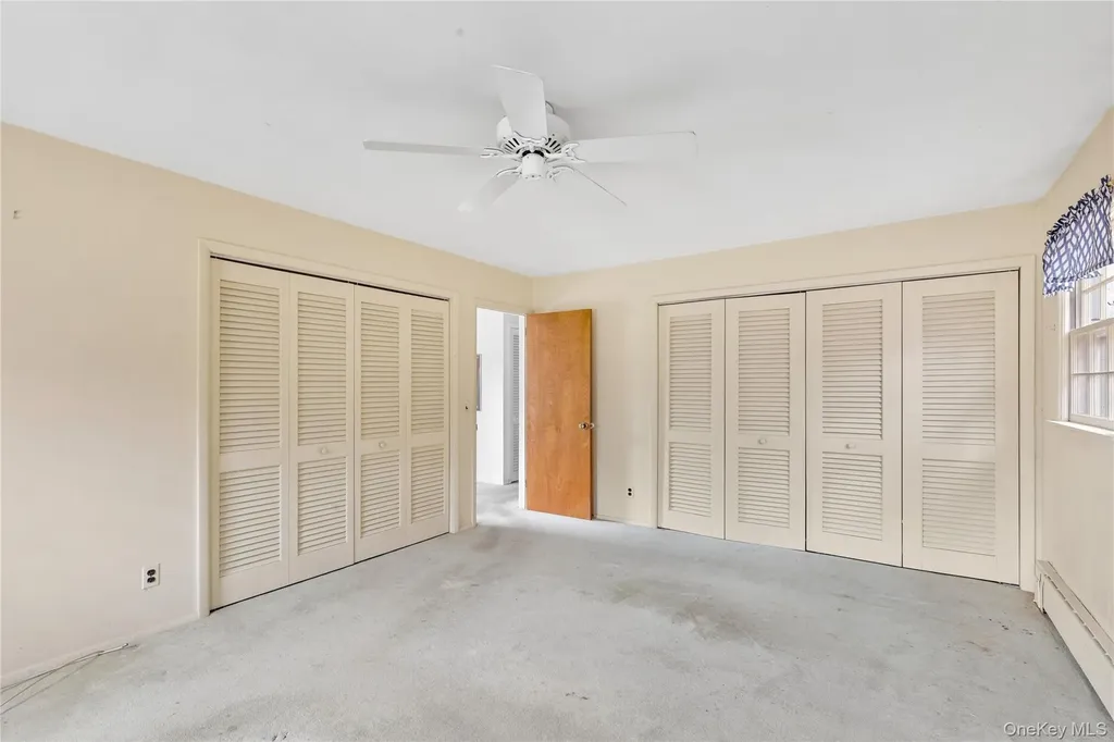 4 E Rampasture Road Hampton Bays NY 11946