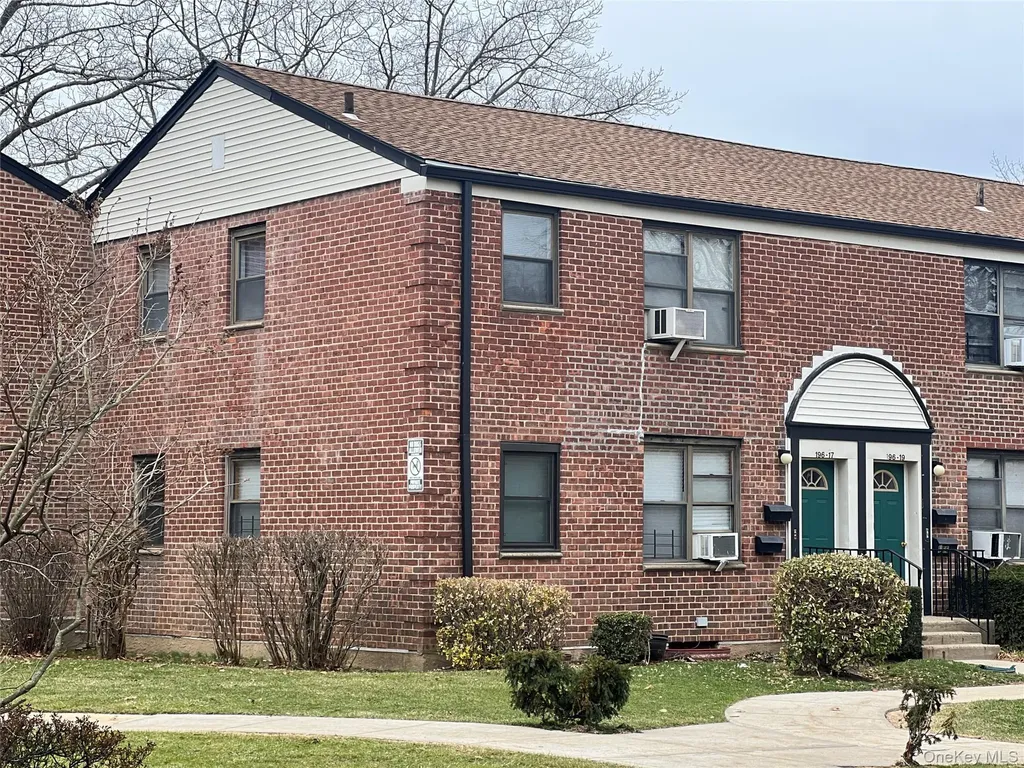 19617 73rd Avenue Fresh Meadows NY 11365