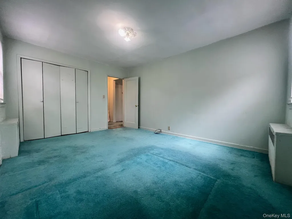 19617 73rd Avenue Fresh Meadows NY 11365