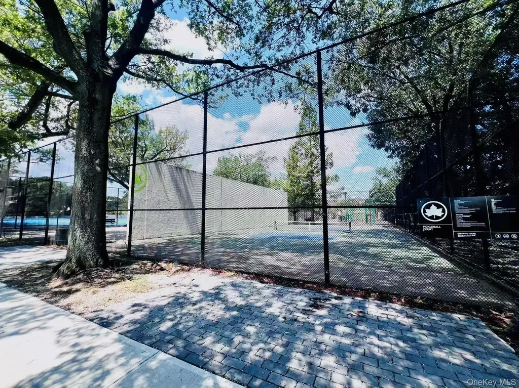 19617 73rd Avenue Fresh Meadows NY 11365