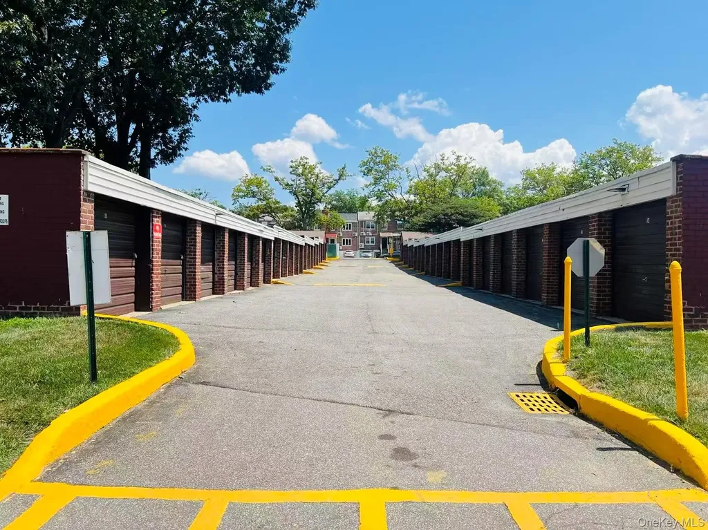 19617 73rd Avenue Fresh Meadows NY 11365