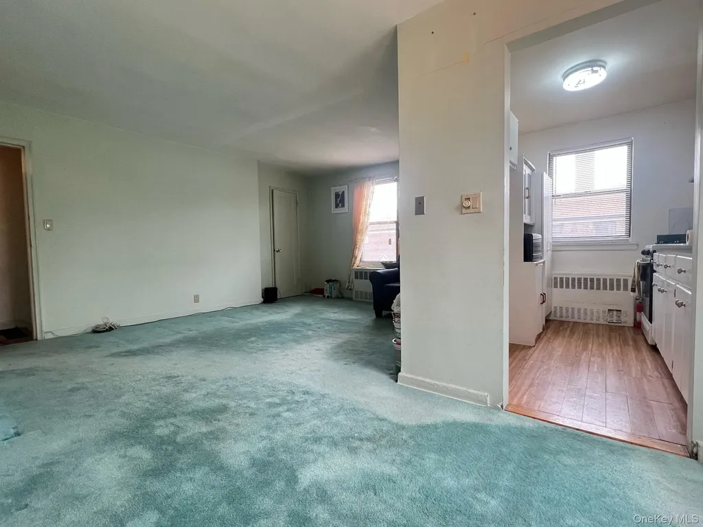 19617 73rd Avenue Fresh Meadows NY 11365