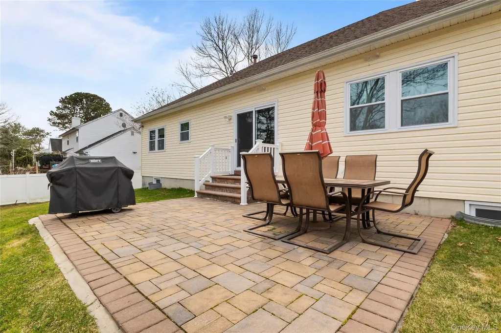 15 Timber Ridge Drive Coram NY 11727