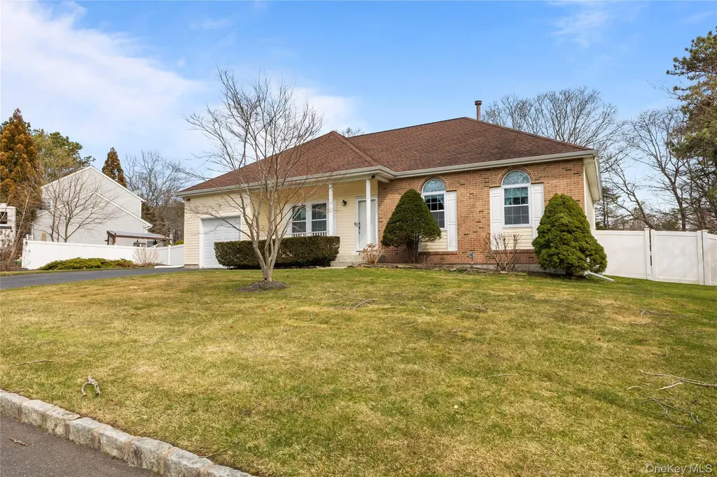 15 Timber Ridge Drive Coram NY 11727