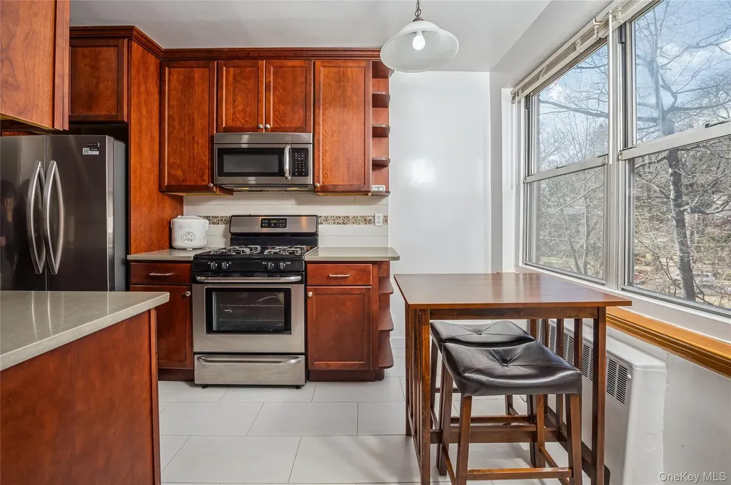 781 Palmer Road Bronxville NY 10708