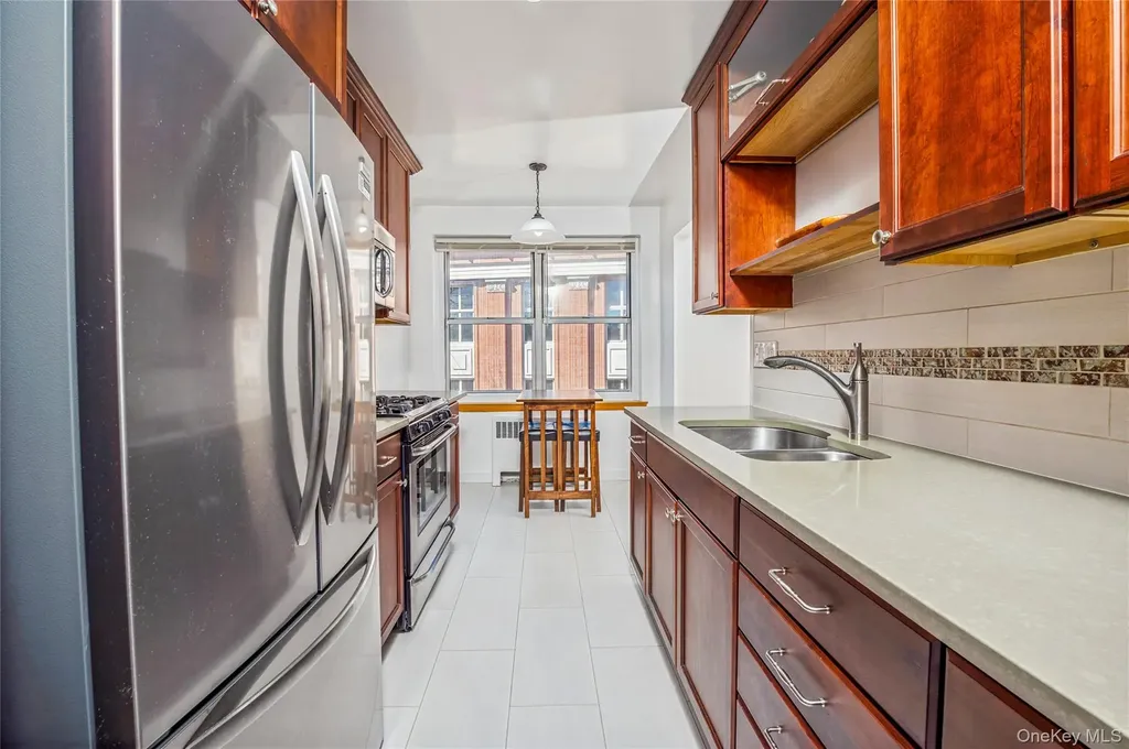 781 Palmer Road Bronxville NY 10708