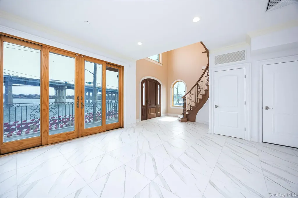 10-42 Utopia Parkway Beechhurst NY 11357
