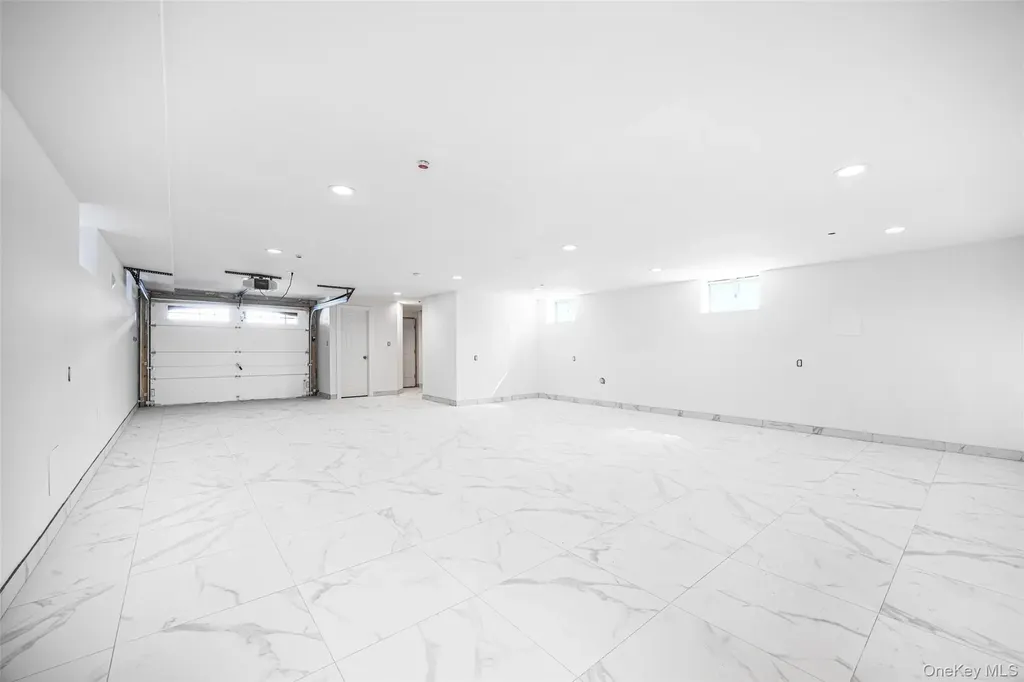 10-42 Utopia Parkway Beechhurst NY 11357