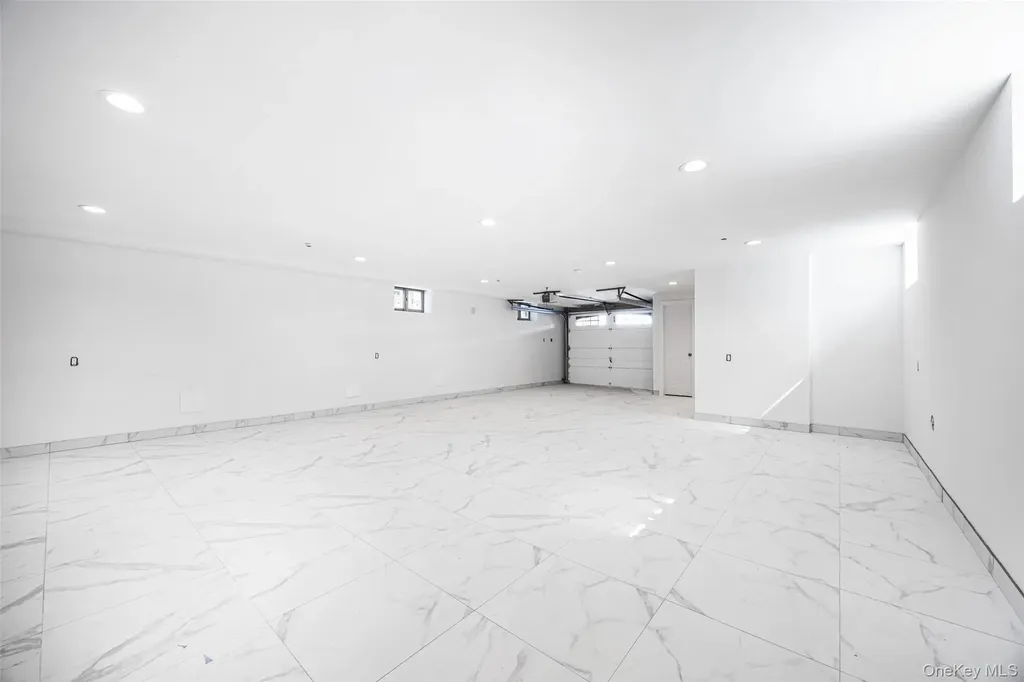 10-42 Utopia Parkway Beechhurst NY 11357