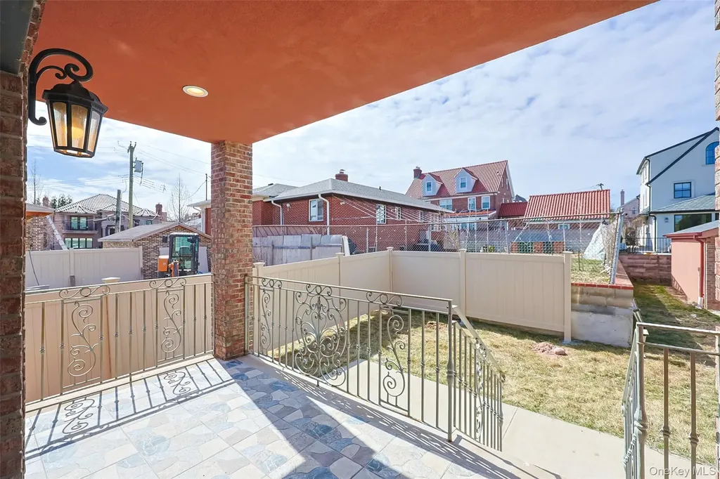 10-42 Utopia Parkway Beechhurst NY 11357