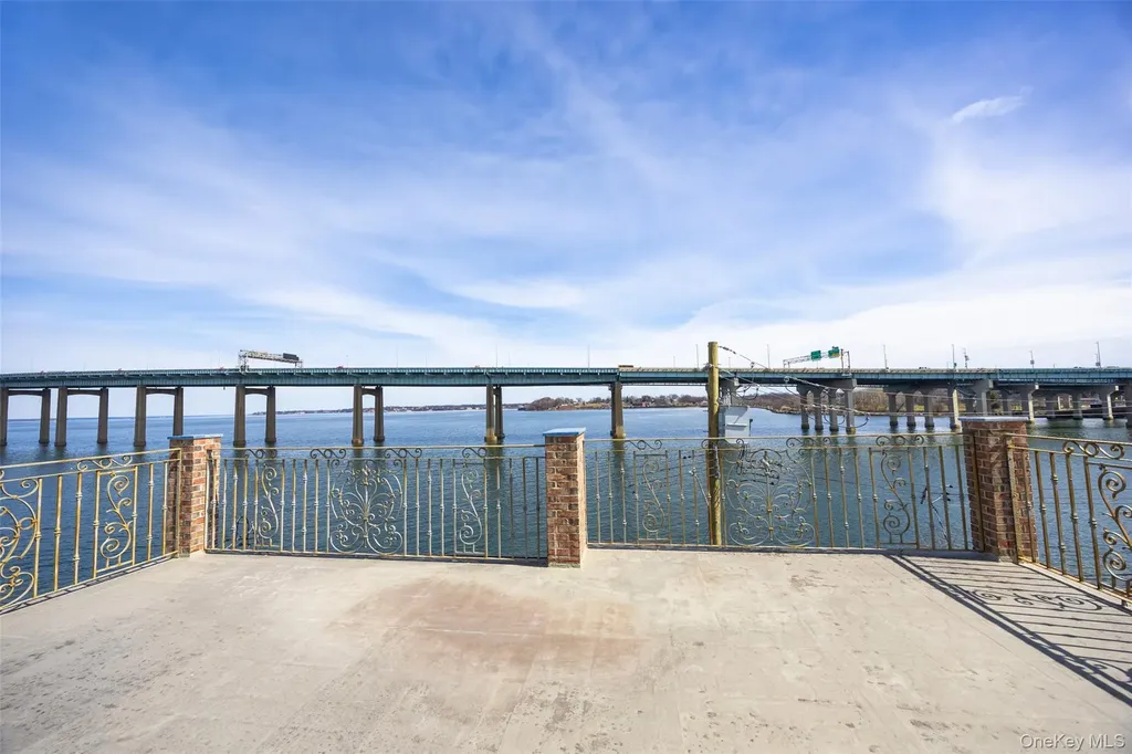 10-42 Utopia Parkway Beechhurst NY 11357