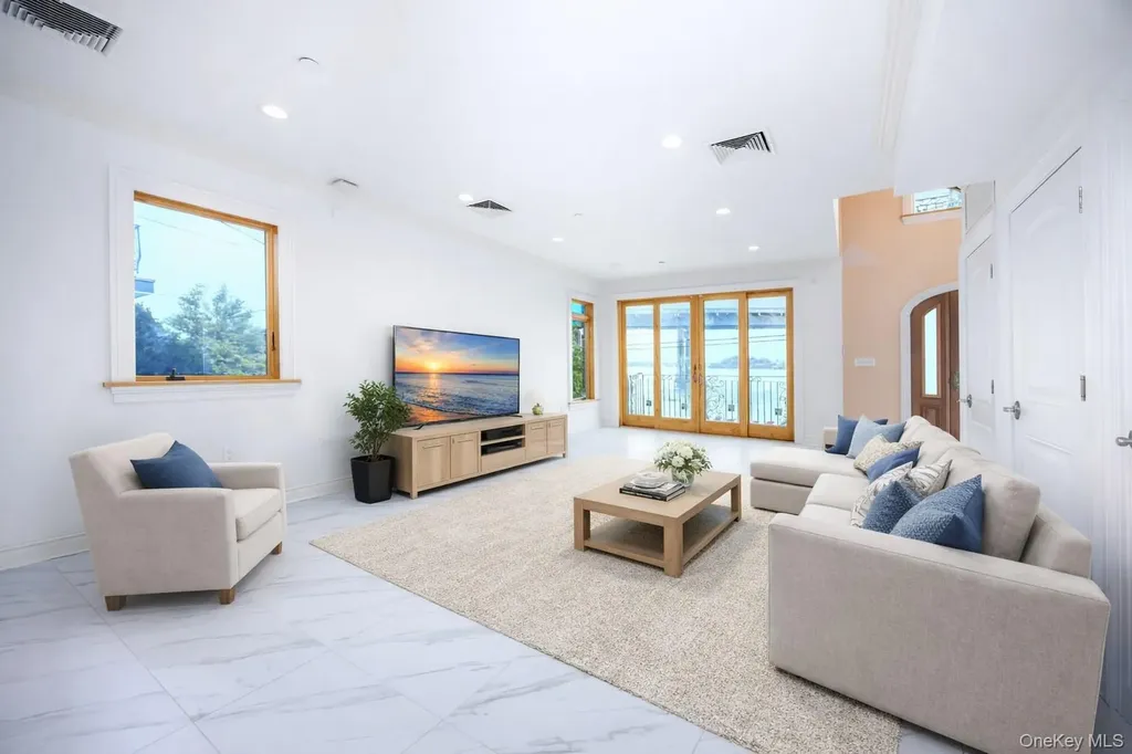 10-42 Utopia Parkway Beechhurst NY 11357
