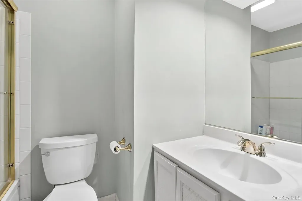806 Eagle Bay Drive Ossining NY 10562
