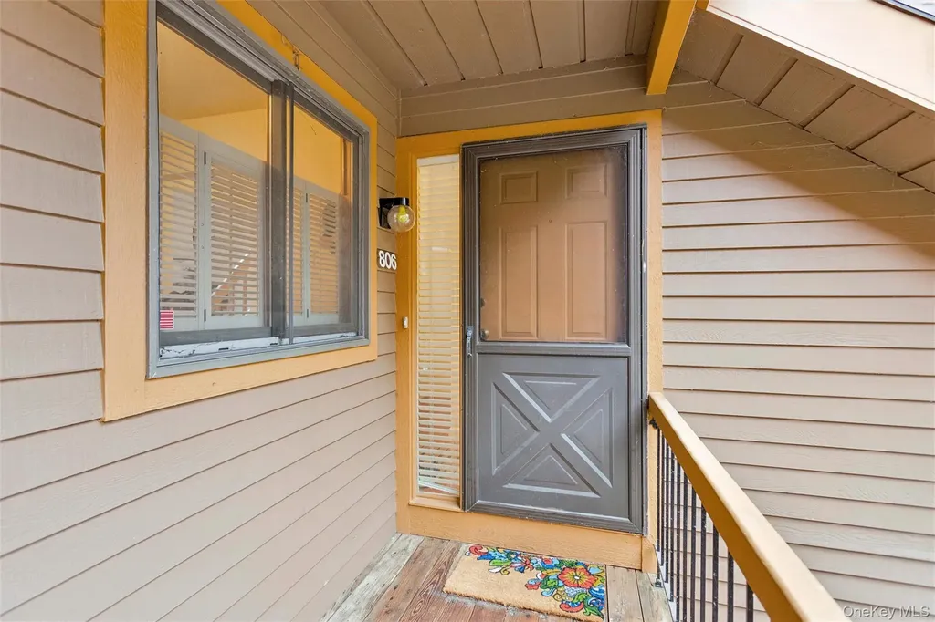 806 Eagle Bay Drive Ossining NY 10562