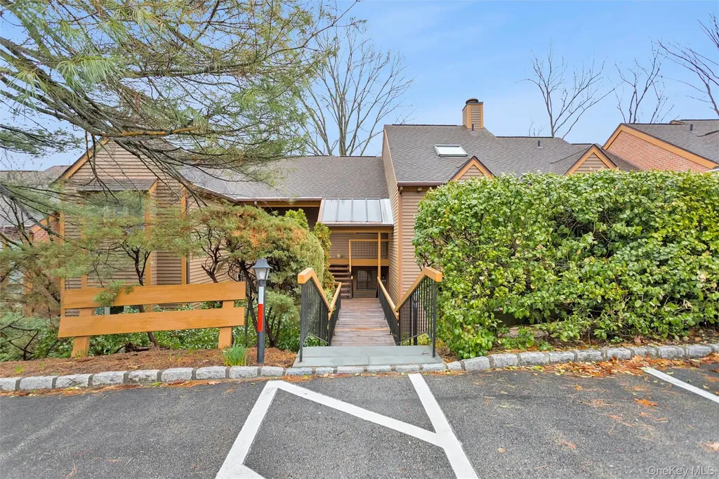 806 Eagle Bay Drive Ossining NY 10562