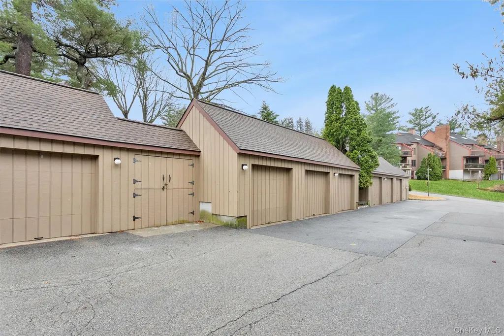 806 Eagle Bay Drive Ossining NY 10562