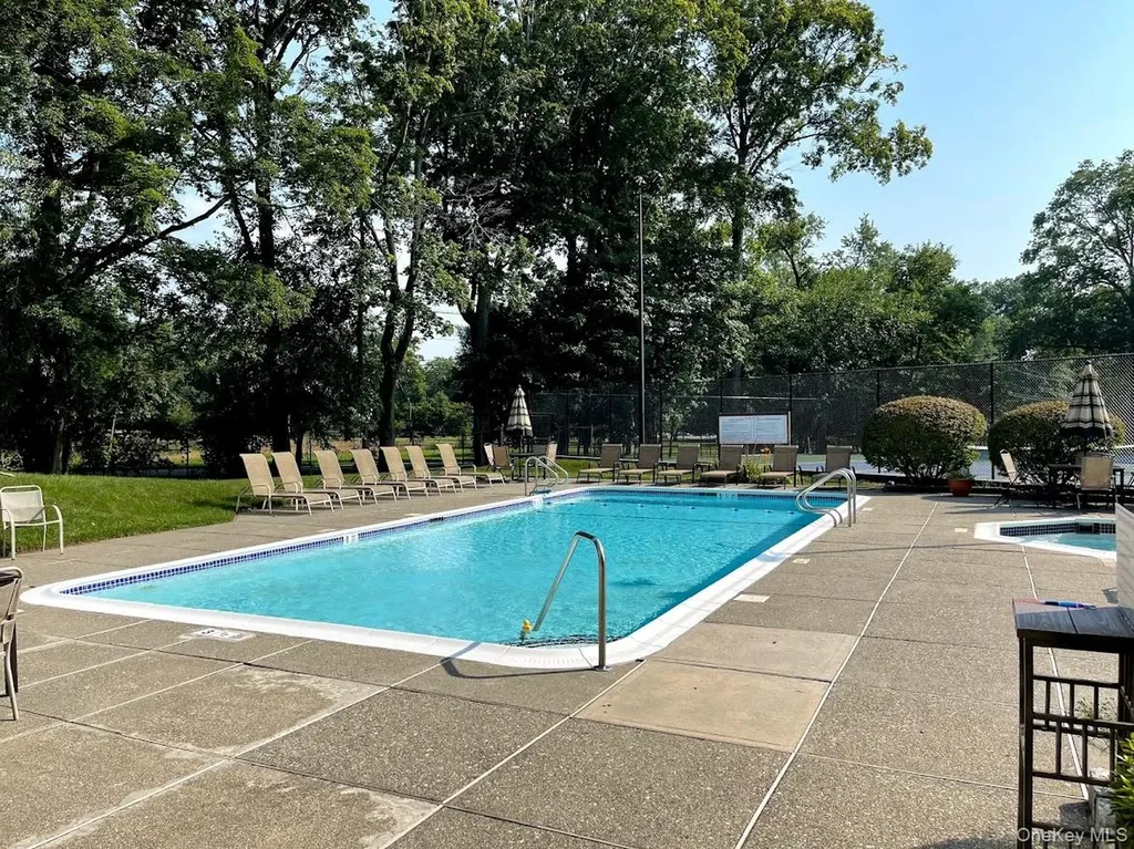 806 Eagle Bay Drive Ossining NY 10562