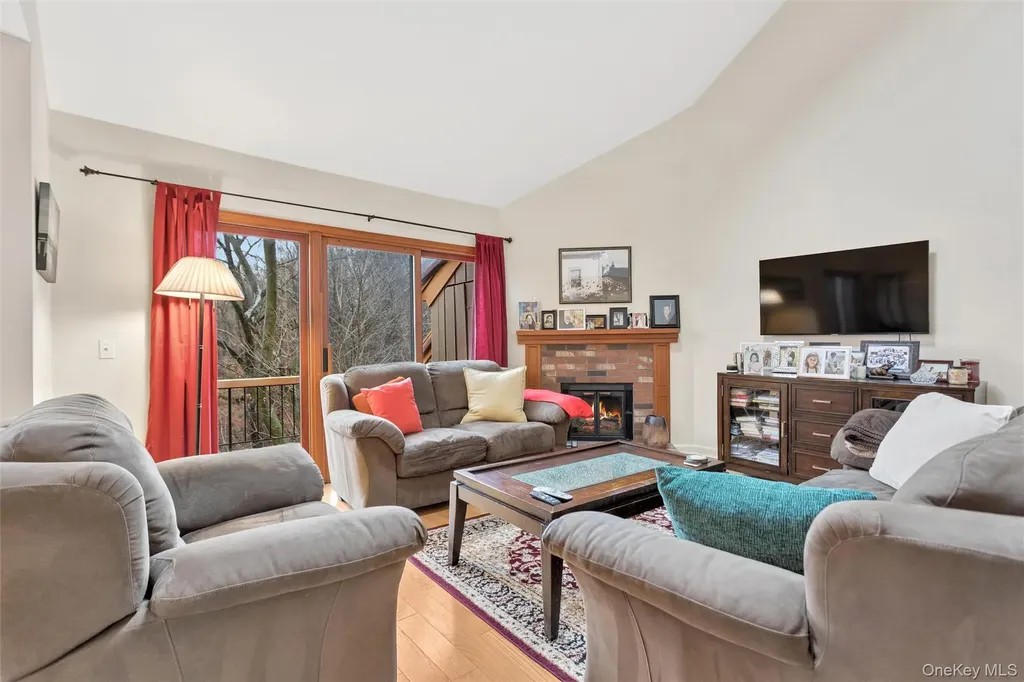 806 Eagle Bay Drive Ossining NY 10562