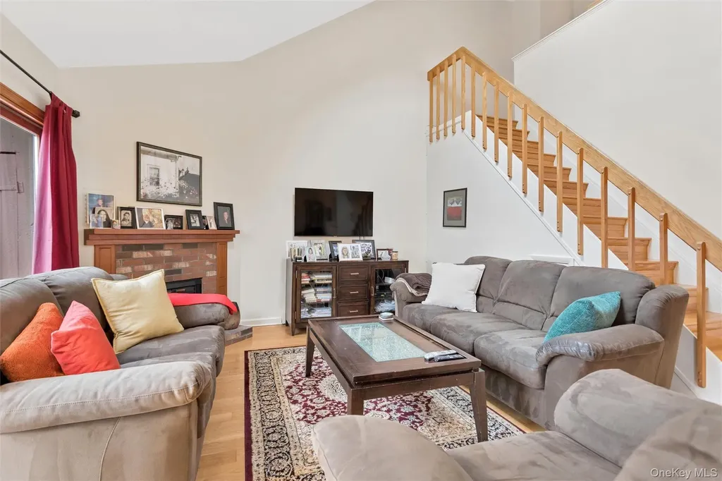 806 Eagle Bay Drive Ossining NY 10562
