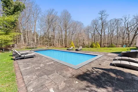 5 Rocky Hollow Drive Larchmont NY 10538