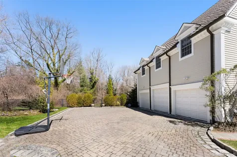 5 Rocky Hollow Drive Larchmont NY 10538