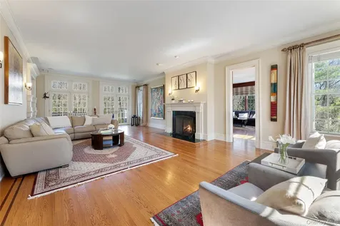 5 Rocky Hollow Drive Larchmont NY 10538