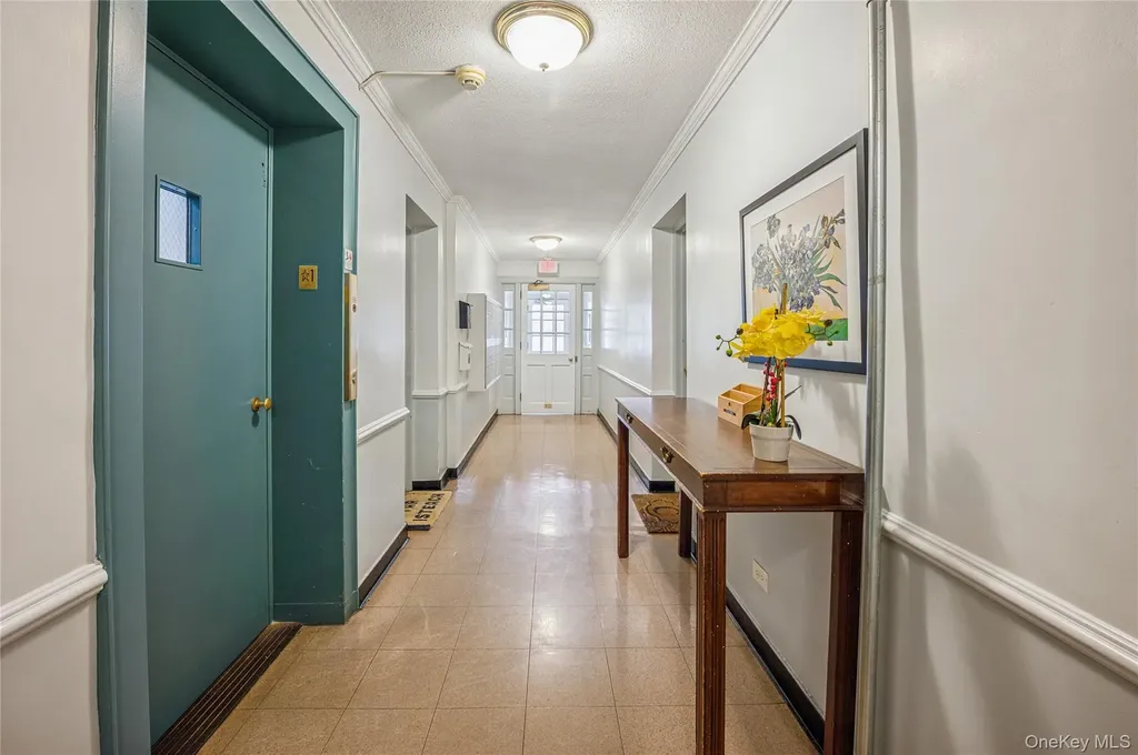 781 Palmer Road Bronxville NY 10708