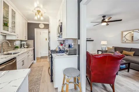 781 Palmer Road Bronxville NY 10708