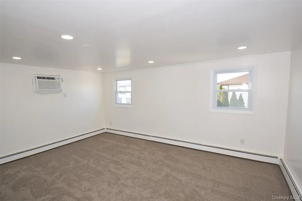 76 Hoffman Avenue Elmont NY 11003