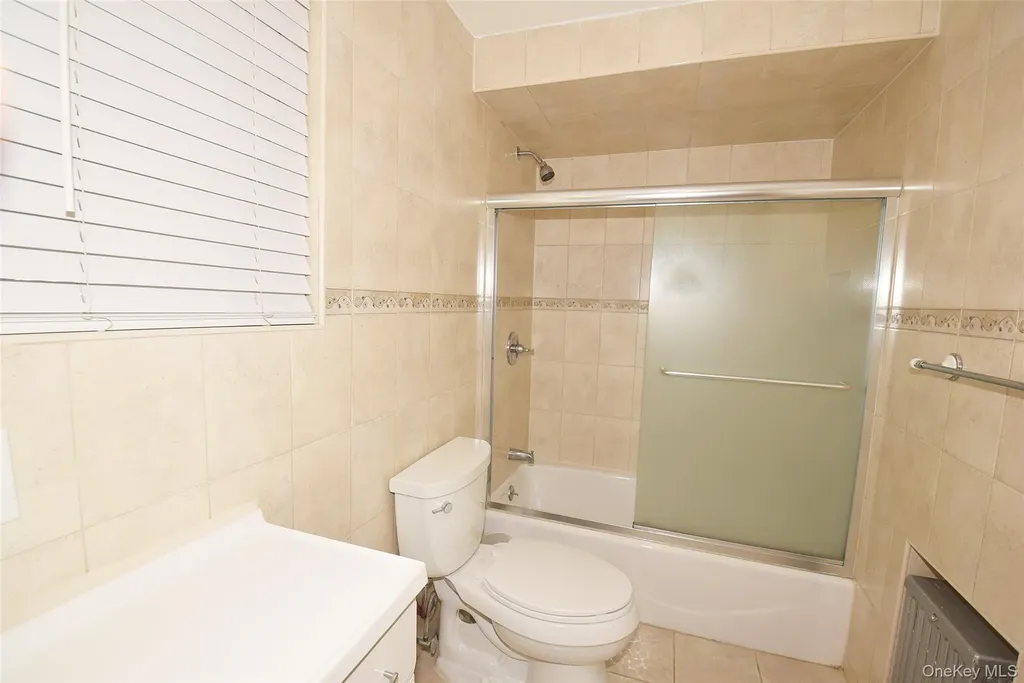 76 Hoffman Avenue Elmont NY 11003