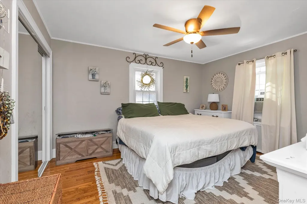 81 Stuart Street Lynbrook NY 11563