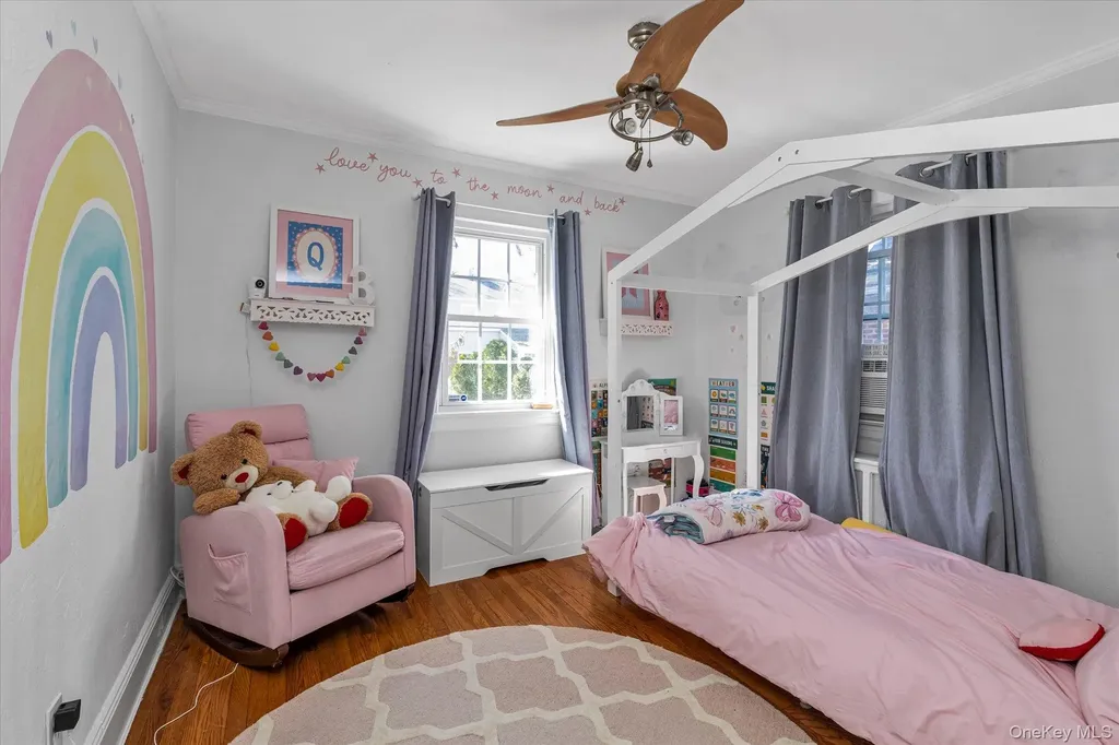81 Stuart Street Lynbrook NY 11563