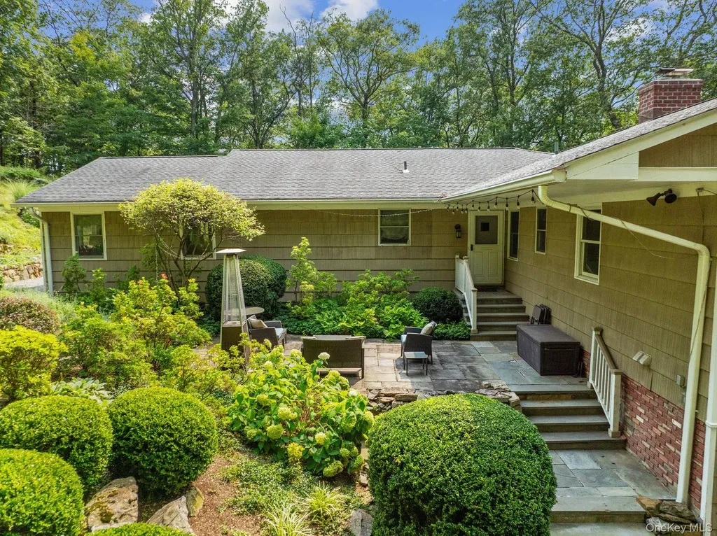39 Mayberry Road Chappaqua NY 10514