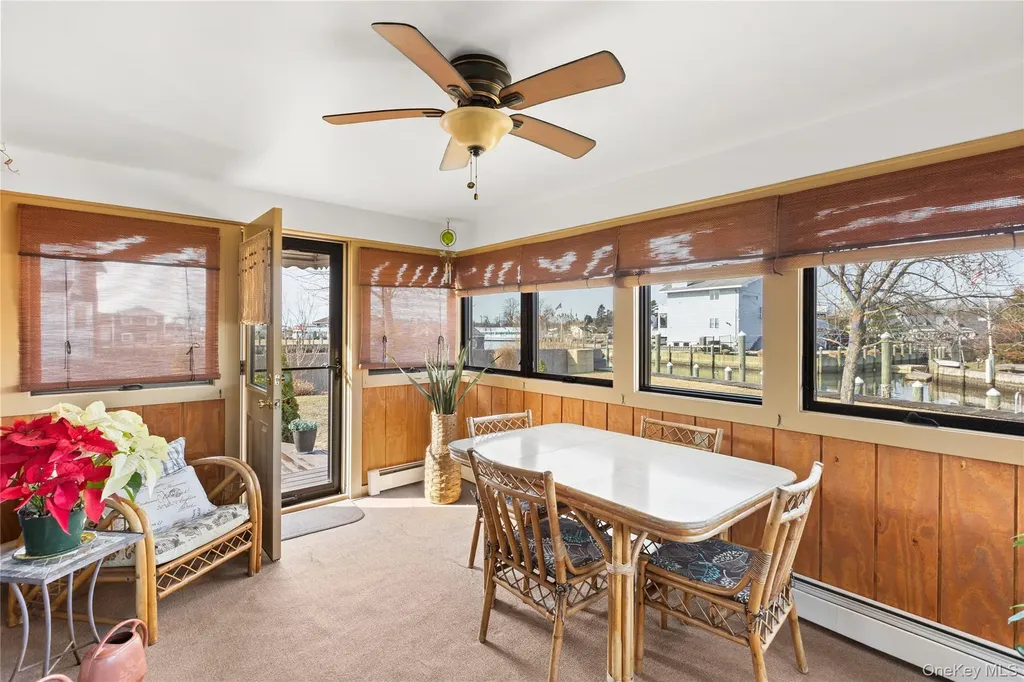 7 Montgomery Lane Bay Shore NY 11706