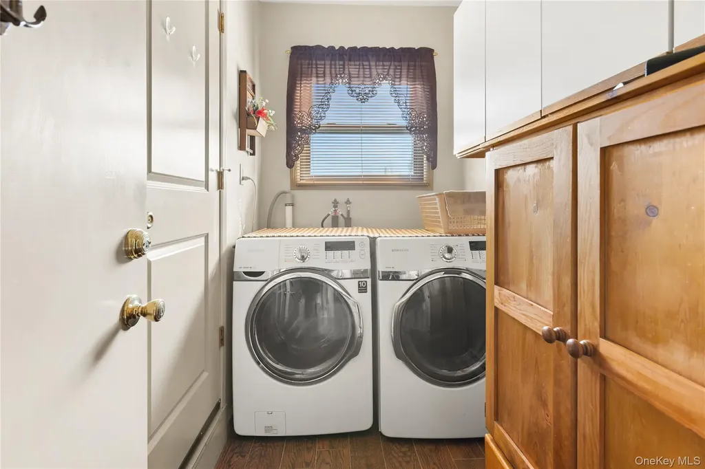7 Montgomery Lane Bay Shore NY 11706