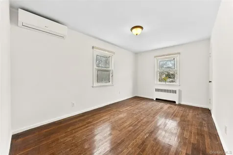 219-01 82nd Avenue Queens Village NY 11427