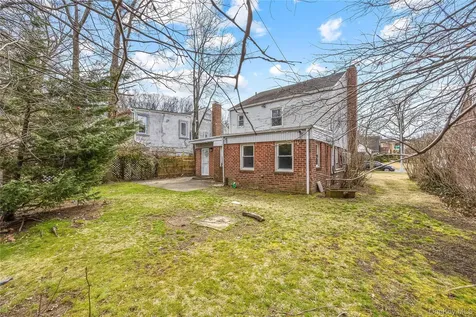 219-01 82nd Avenue Queens Village NY 11427