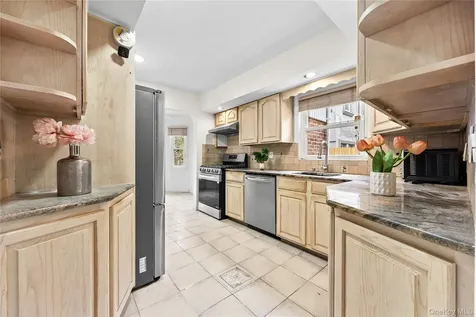 219-01 82nd Avenue Queens Village NY 11427