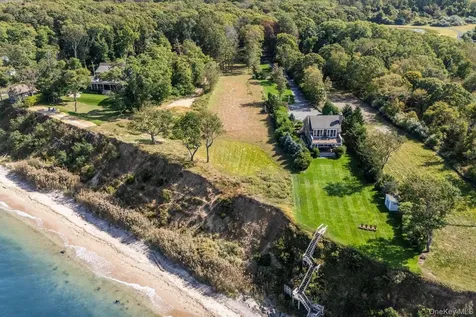 4760 Blue Horizon Bluffs Peconic NY 11958